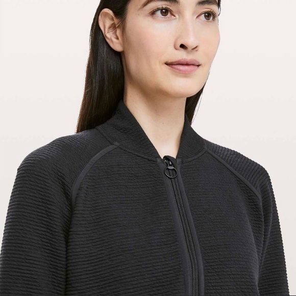 LULULEMON RIBBED ON REPRAT BOMBER - Picture 3 of 9